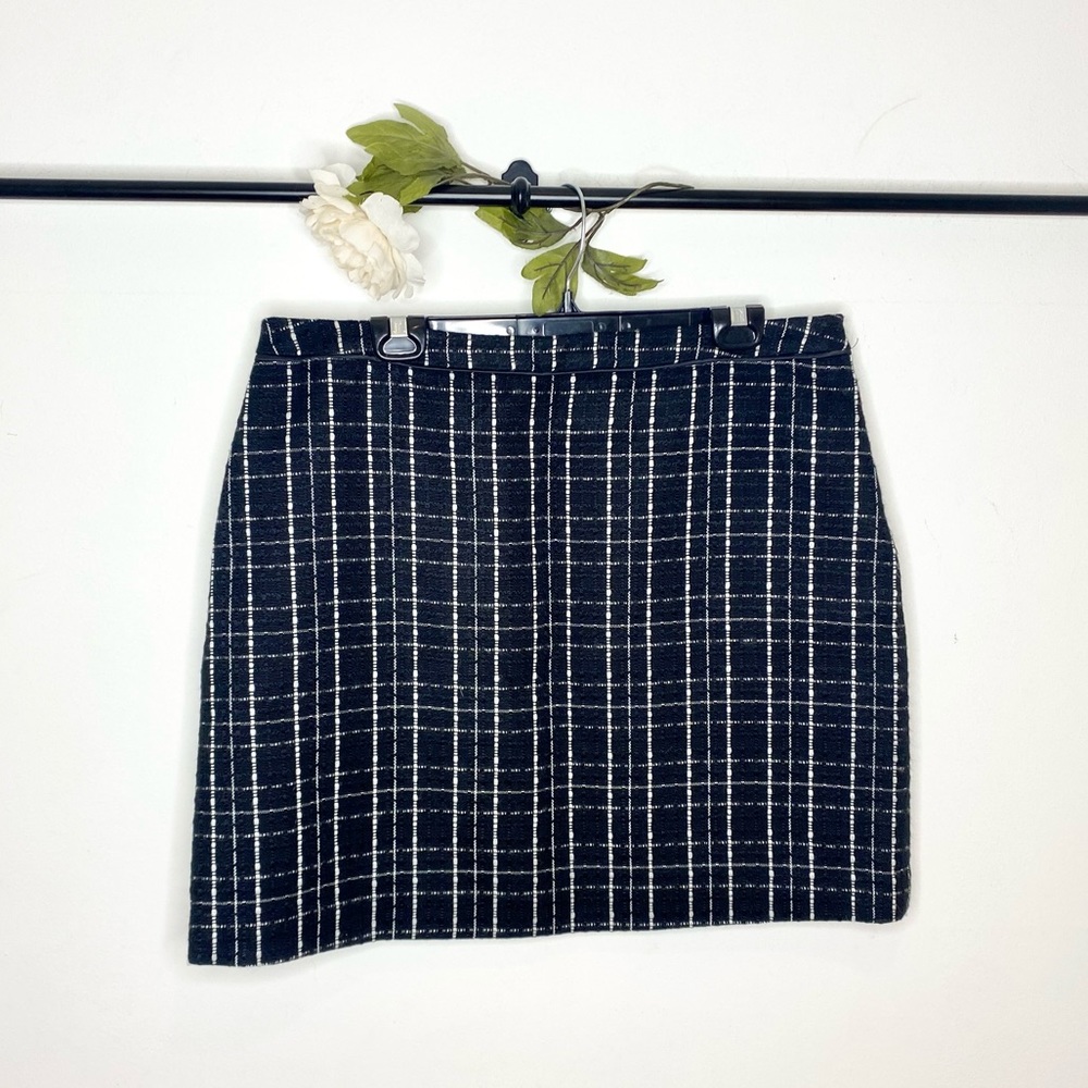 💖💖 Precis Skirt Navy And White In Grid Pattern Size 16